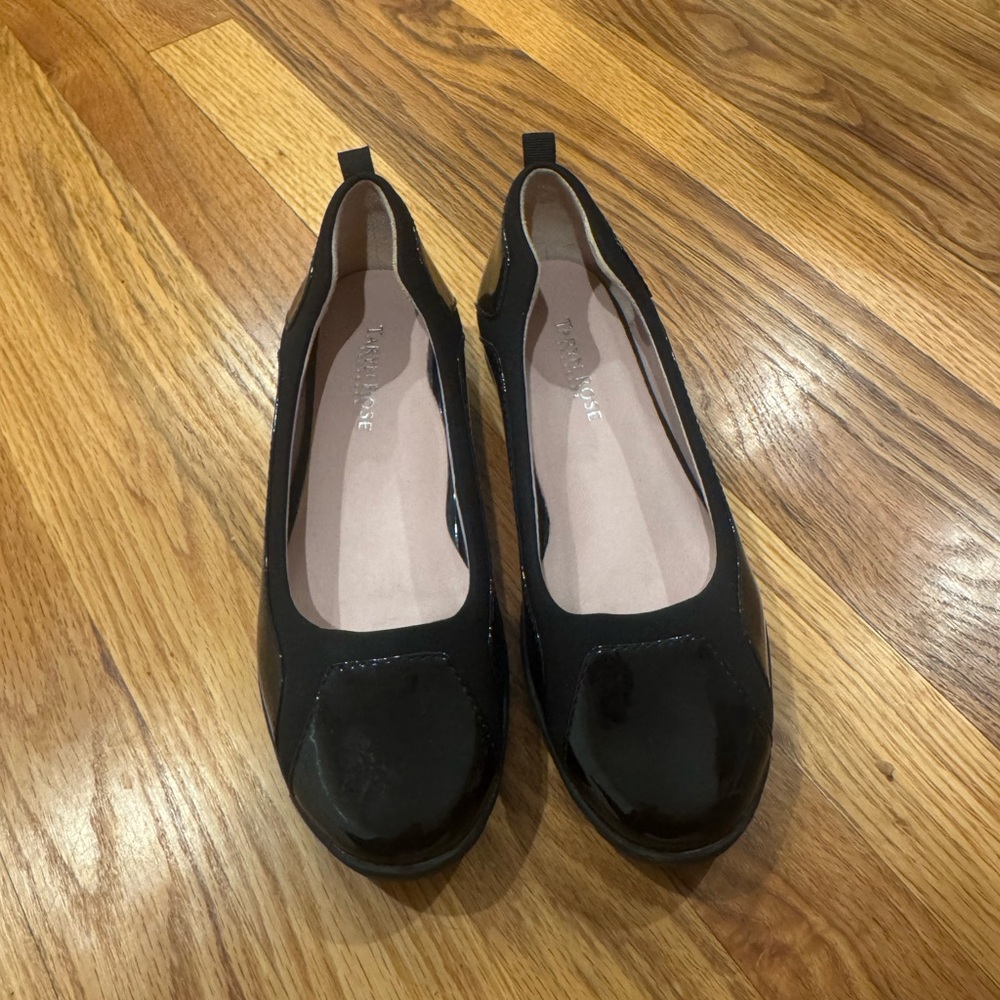 Taryn Rose "Arche" Black Patent Leather Loafer Slip-on